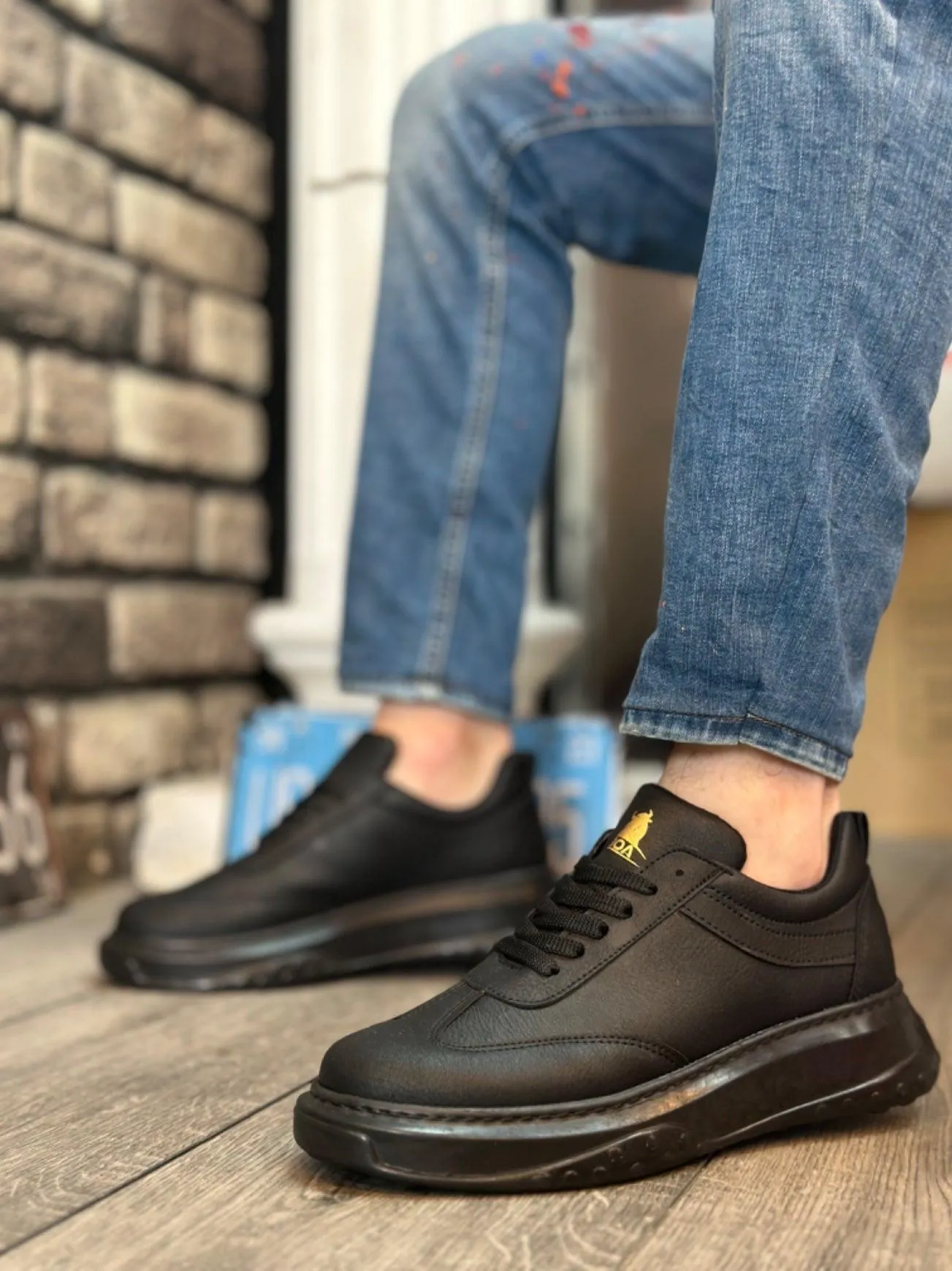 BA0327 Black Thick High Sole Lace-Up Sports Men's Shoes