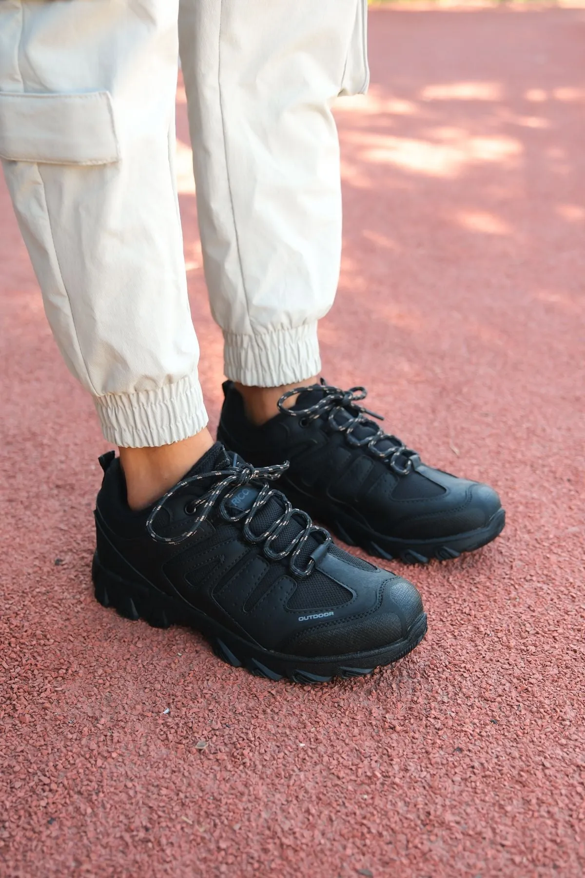 Black Black Unisex Outdoor Shoes 00121650