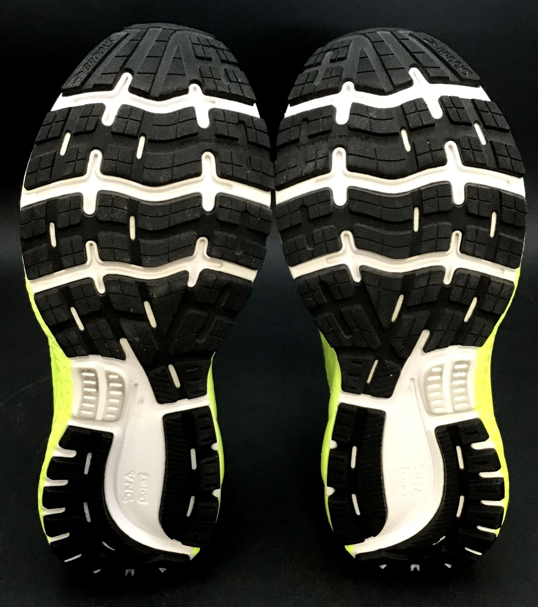 Brooks Women's Ghost 13 1203381B774 Neon Green Running Shoes - Size 10.5