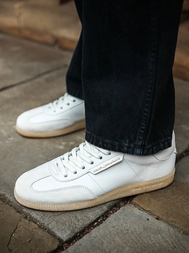 Crack white