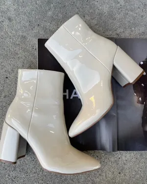 Fall vibes -Boots