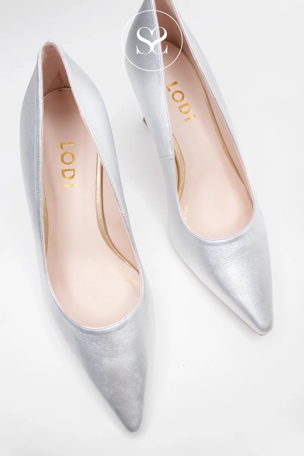 LODI JONA SILVER COURT SHOES / HEELS