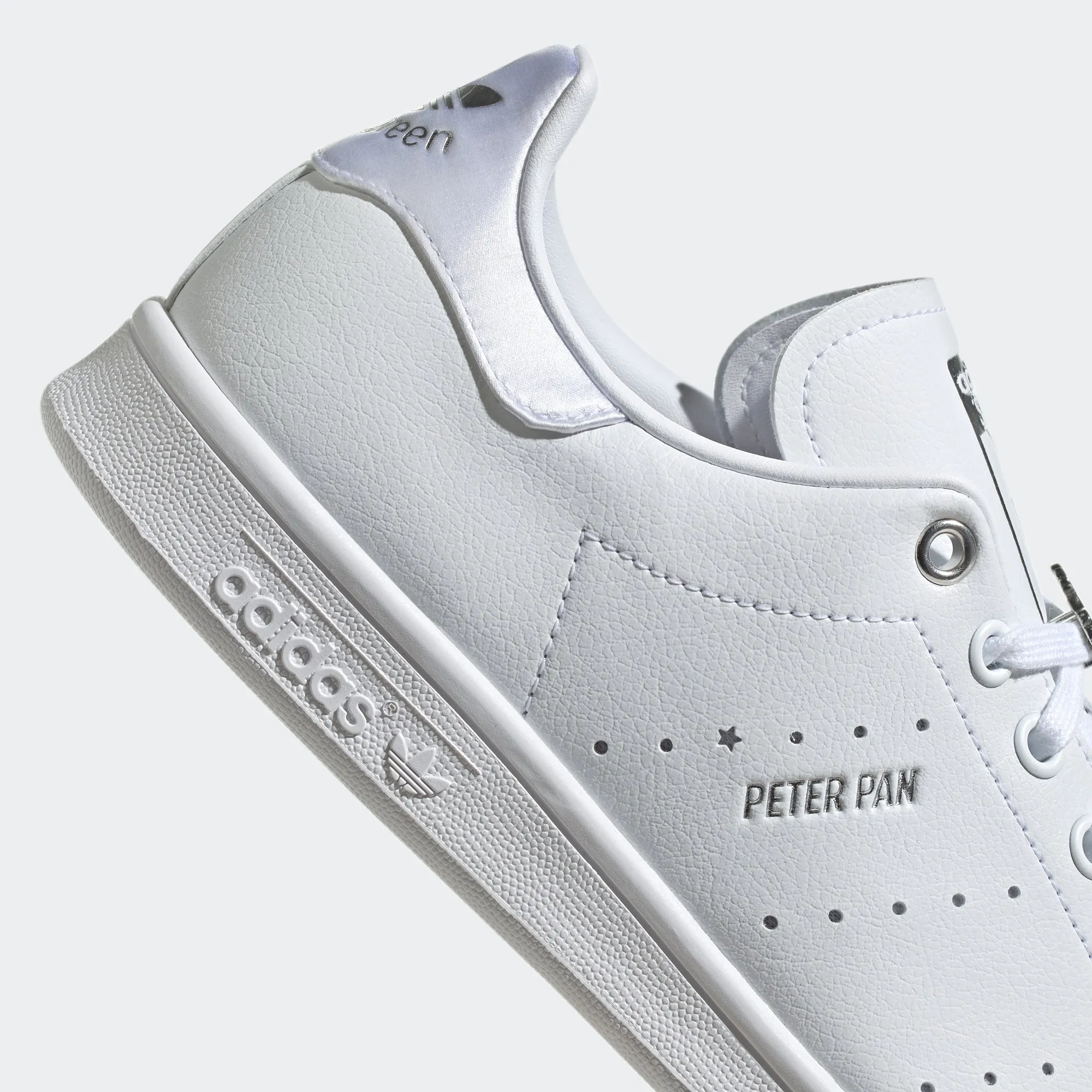 Men's adidas Originals Disney Peter Pan & Tinker Bell Stan Smith Shoes