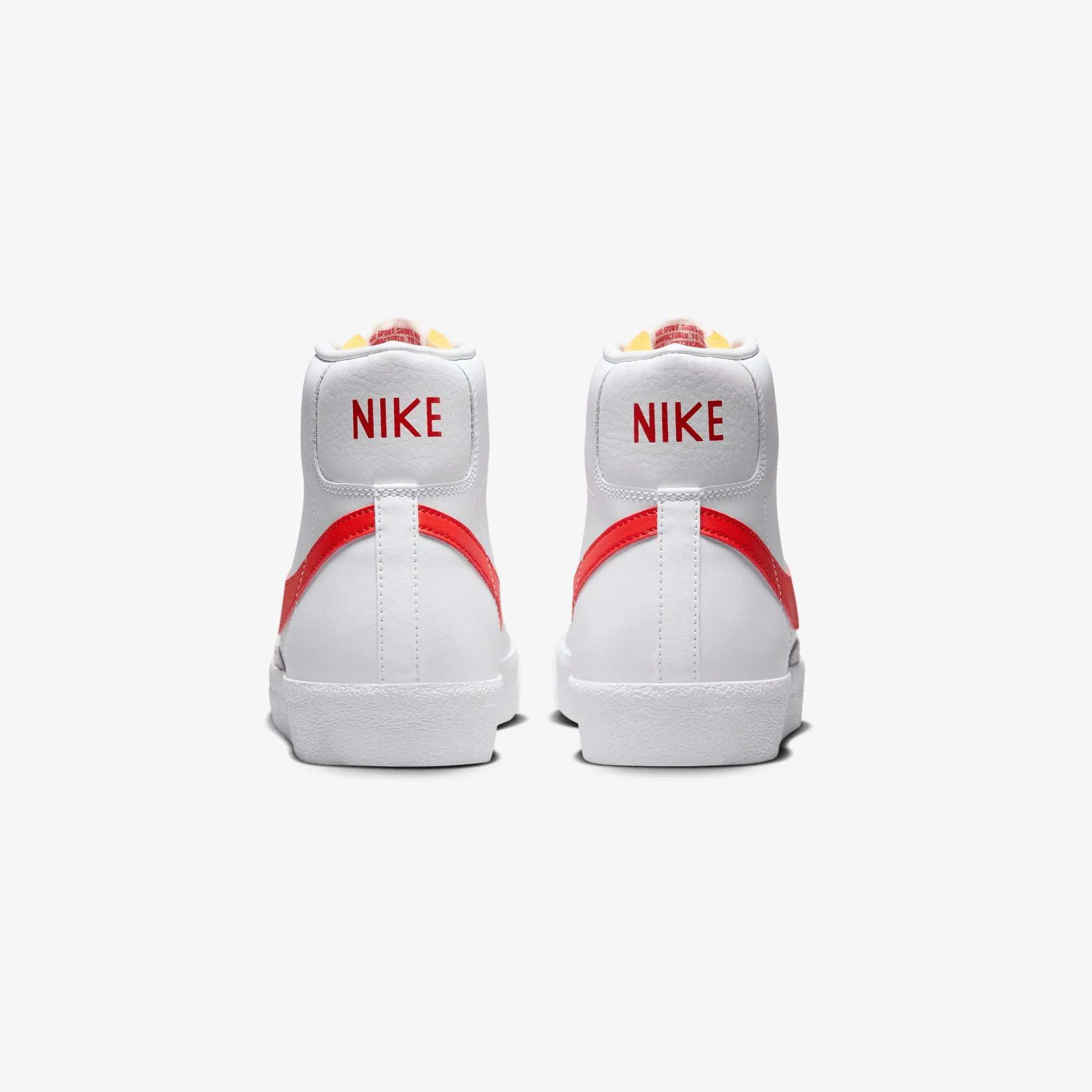 Nike | BLAZER MID '77 VINTAGE { WHITE/PICANTE RED-SUMMIT WHITE