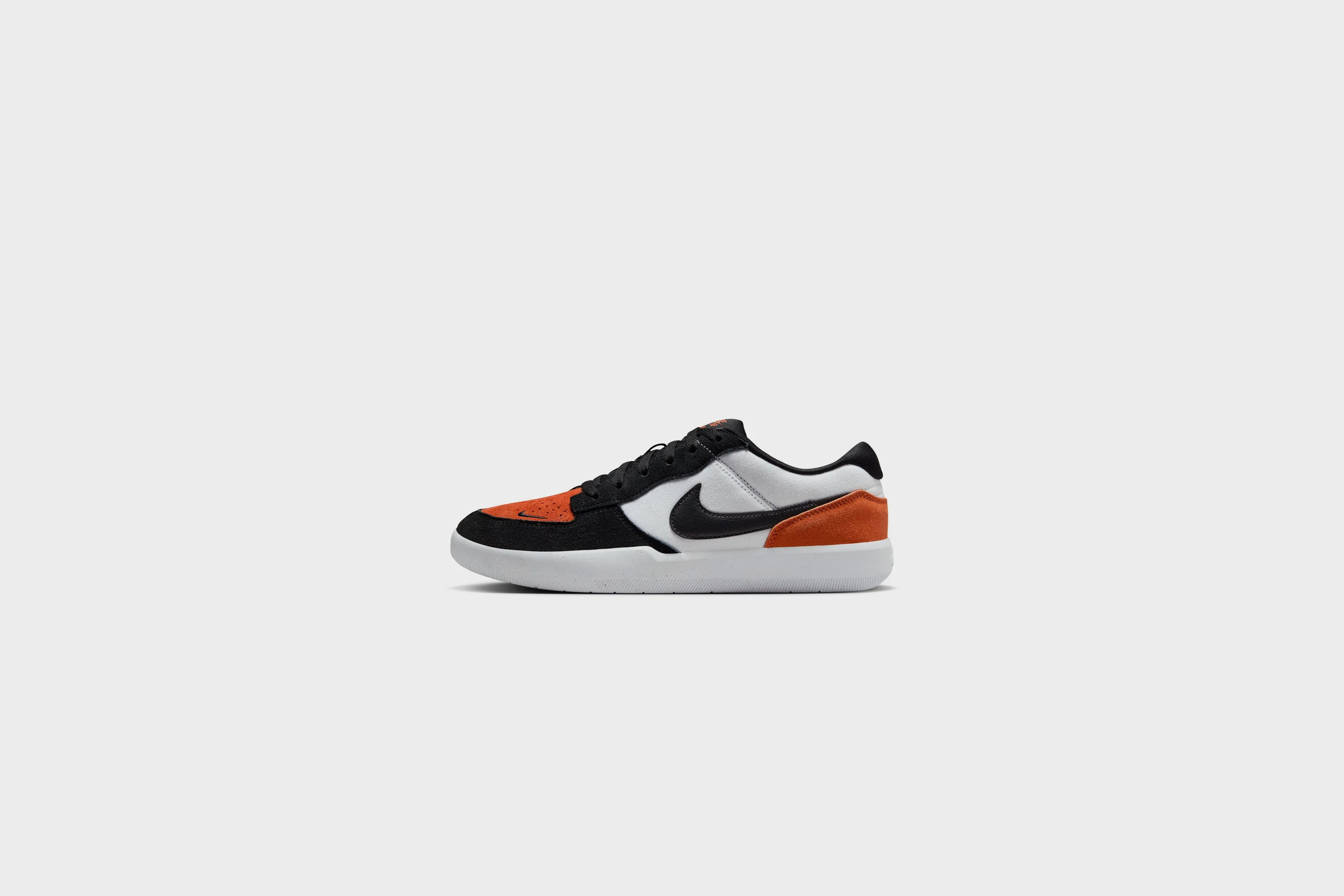 Nike SB Force 58 (White/Black-Cosmic Clay-White)