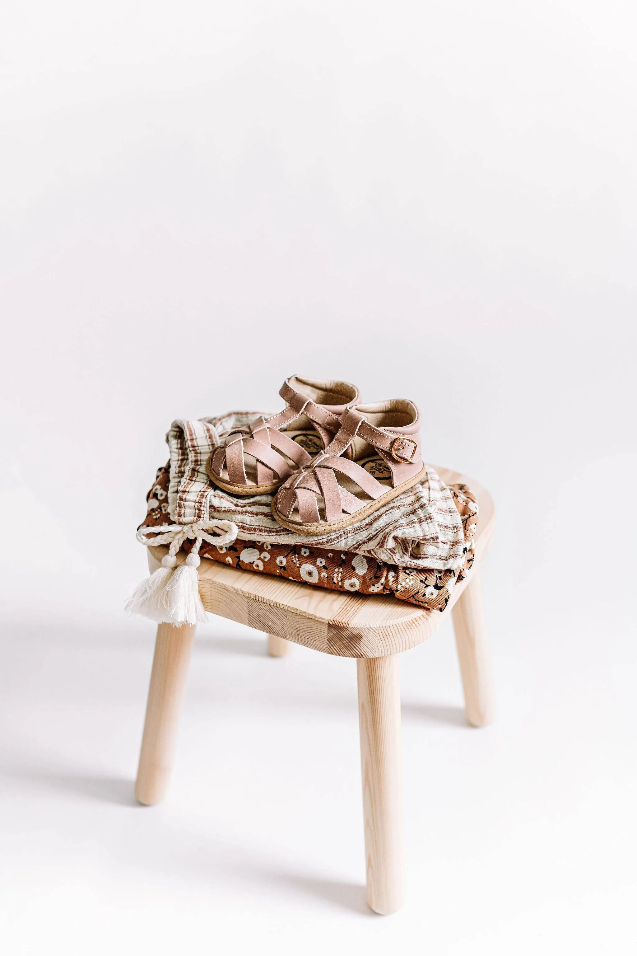 Pre-Order The Closed Toe Sandal