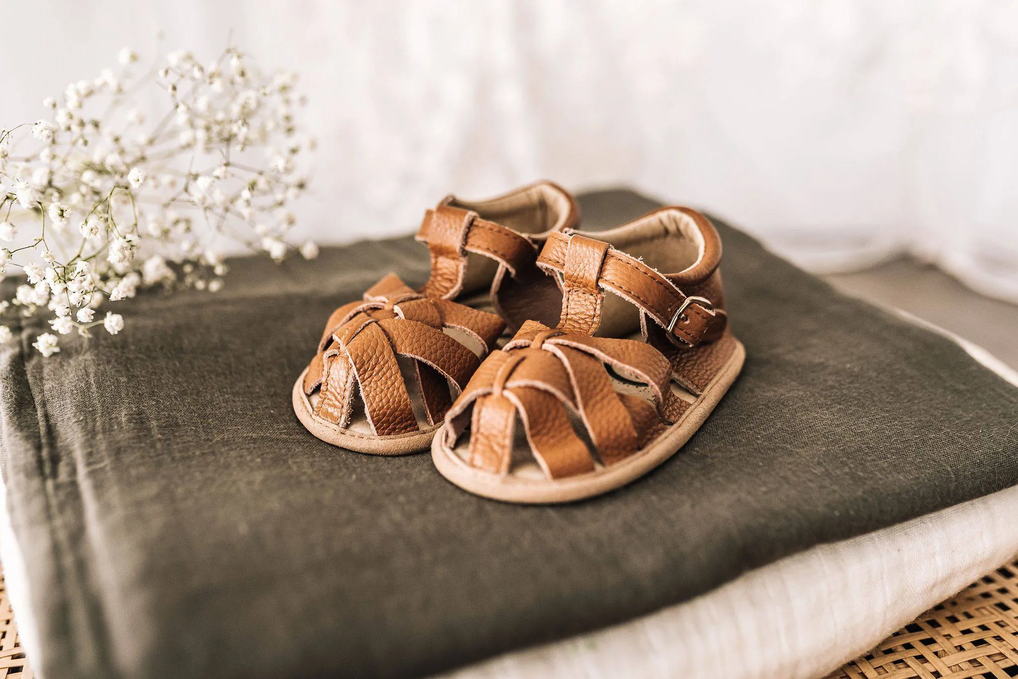 Pre-Order The Closed Toe Sandal