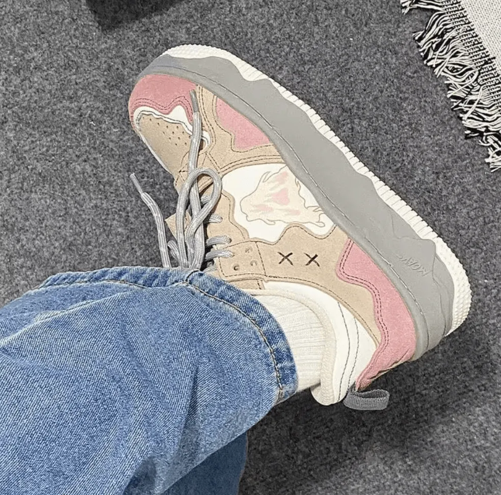 Retro Women’s Student Sneakers – Stylish & Comfortable Footwear