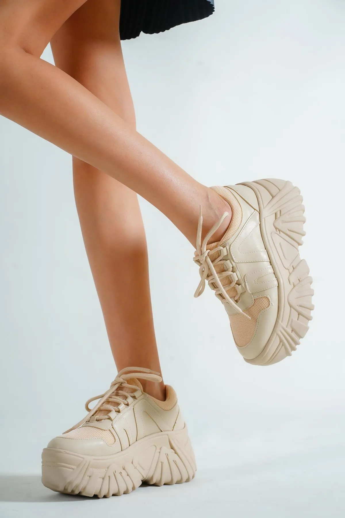 Women's beige high sole sneaker sports shoes